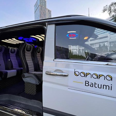 Banana Apartments Batumi Esterno foto