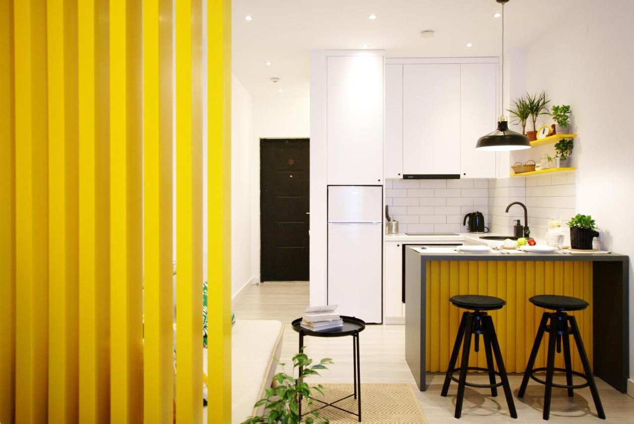 Banana Apartments Batumi Esterno foto